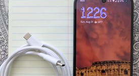 Good
													Google Pixel 9 - Unlocked, Obsidian, 128 GB, 12 GB, G2YBB, photo 2 of 9