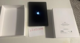 Mint
													Apple iPad 9th Gen - Wi-Fi, Gray, 256 GB, A2602, photo 1 of 10