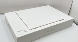Mint
													MacBook Air 2025 (M4) - 15" - Apple M4, Starlight, 256 GB, 16 GB, photo 1 of 14