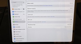 Mint
													Apple iPad Pro 13" (M5) 2025 - Unlocked, Apple M5 9-Core, Space Black, 512 GB, A3361, Standard Glass, photo 3 of 15