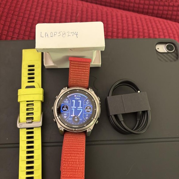 Garmin Fenix 8 - Titanium, SOLAR