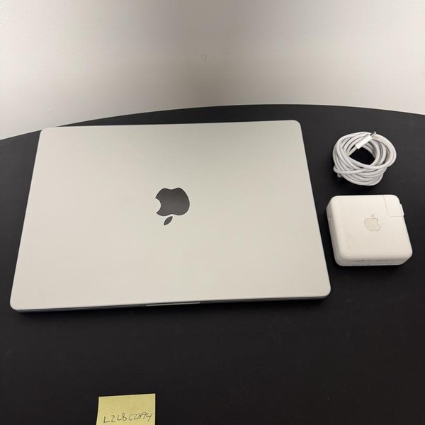 MacBook Pro 2021 - 14 inch - 512 GB, Silver, 16 GB, Apple M1 Pro 8-core
