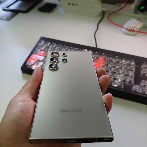 Samsung Galaxy S24 Ultra - Spectrum, 512 GB, Gray, 12 GB, SM-S928U