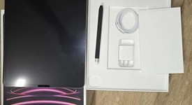 Good
													Apple iPad Pro 12.9" 6th Gen 2022 - Unlocked, Gray, 256 GB, photo 2 of 9