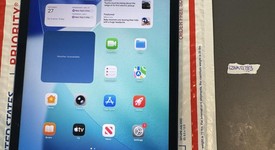 Good
													Apple iPad Air 5th Gen - Wi-Fi, Blue, 64 GB, A2588, photo 1 of 6