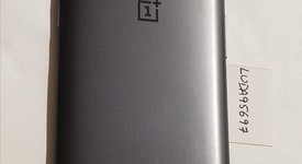 Good
													OnePlus 5 - Unlocked, Black, 64 GB, 6 GB, A5000, photo 3 of 4
