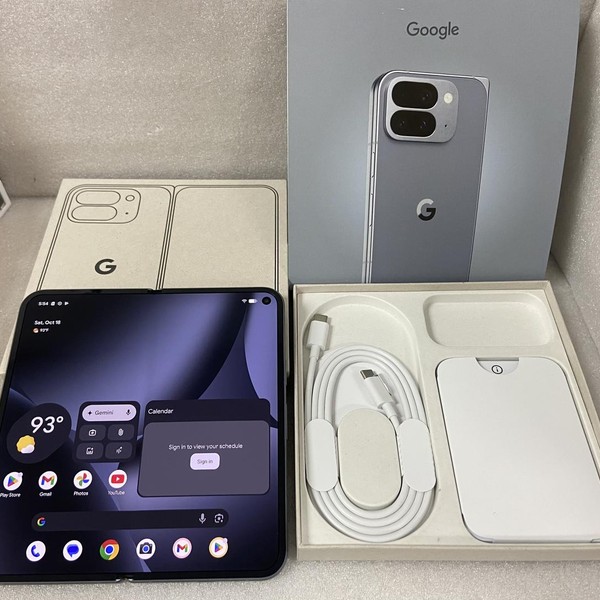 Google Pixel 10 Pro Fold - Unlocked, 256 GB, Moonstone, GU0NP