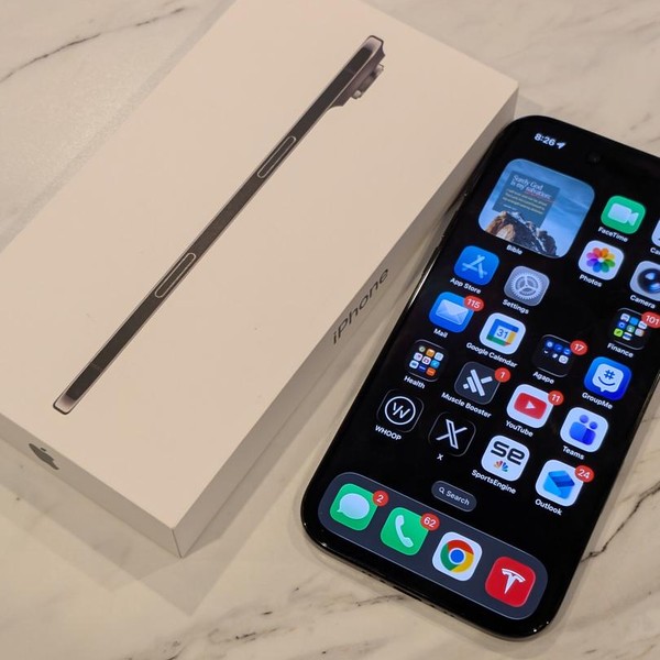 Apple iPhone Air - Unlocked, 256 GB, Space Black, A3260