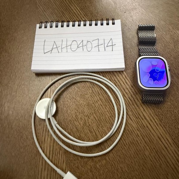 Apple Watch Ultra 2 49mm - Unlocked, Natural, A2986