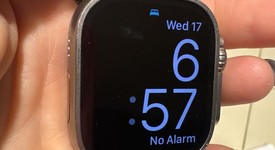 Good
													Apple Watch Ultra 49mm - Unlocked, Titanium, A2622, photo 3 of 6