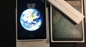 Mint
													Apple iPad Pro 10.5" - Wi-Fi, Gray, 64 GB, photo 2 of 5