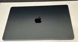 Good
													MacBook Air 2023 - 15" - Apple M2, Midnight, 1 TB, 16 GB, photo 3 of 10