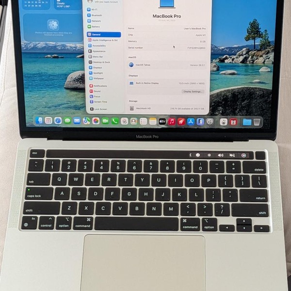 MacBook Pro 2020 - 13 inch - 256 GB, Silver, 8 GB, Apple M1