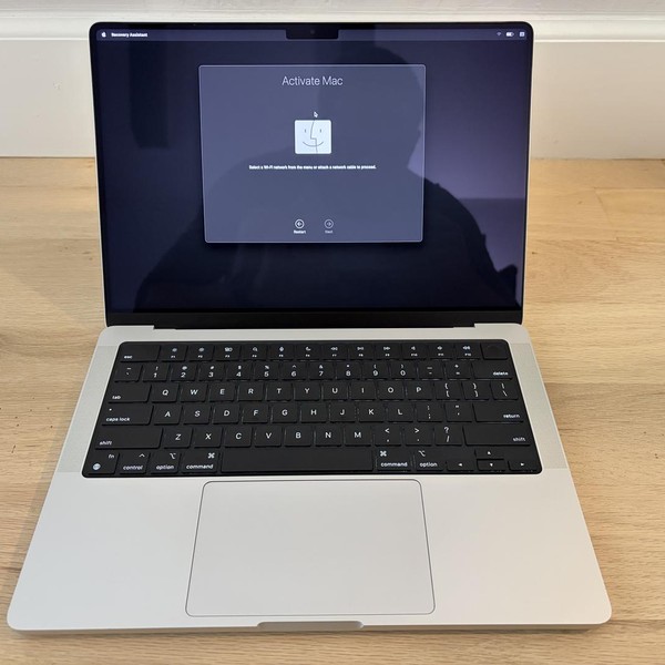 MacBook Pro Late 2023 (M3) - 14 inch - 512 GB, Silver, 18 GB, Apple M3 Pro 11-core, 14-core GPU