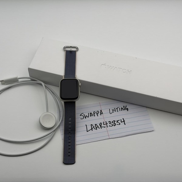 Apple Watch Series 8 41mm - Starlight, A2770 - GPS, Aluminum