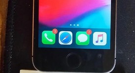 Good
													Apple iPhone SE 1st Gen 2016 - Unlocked, Silver, 32 GB, A1662, photo 1 of 5