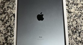 Good
													Apple iPad Air 4th Gen - Verizon, Gray, 64 GB, A2324, photo 3 of 11