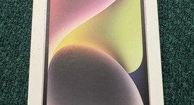 Mint
													Apple iPhone 14 - Unlocked, Starlight, 256 GB, A2649, photo 1 of 13