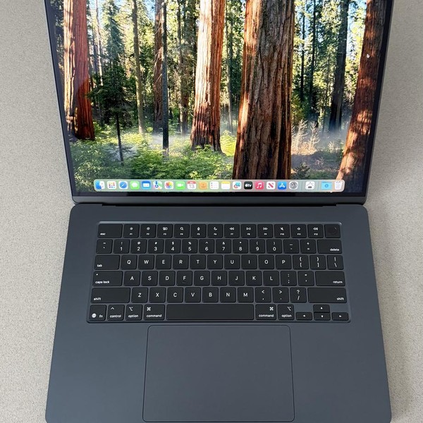 MacBook Air 2025 (M4) - 15 inch - 256 GB, Midnight, 16 GB, Apple M4