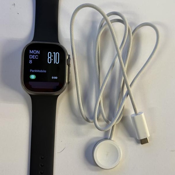 Apple Watch Ultra 49mm - Unlocked, Titanium, A2622