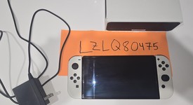 Good
													Nintendo Switch - OLED - White, 64 GB, photo 4 of 25