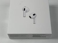 Apple AirPods 3rd Gen