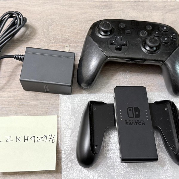 Nintendo Switch - OLED - 64 GB, White