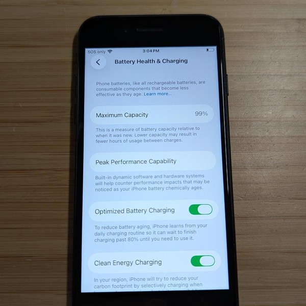 Apple iPhone SE 3rd Gen 2022 - Unlocked, 128 GB, Midnight, A2595