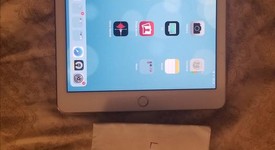 Good
													Apple iPad Pro 9.7" - Wi-Fi, Gold, 128 GB, A1673, photo 1 of 8