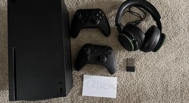 Mint
													Xbox Series X (2020) - Black, 1 TB, standard, photo 1 of 4