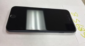 Mint
													Apple iPhone SE 3rd Gen 2022 - Unlocked, Midnight, 64 GB, A2595, photo 3 of 8