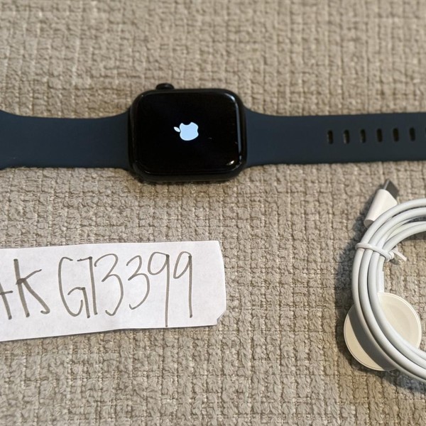 Apple Watch Series 7 45mm - Unlocked, Midnight, A2477 - Cellular, Aluminum