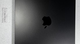 Mint
													Apple iPad Pro 11" (M5) 2025 - Unlocked, Apple M5 9-Core, Space Black, 512 GB, A3358, Standard Glass, photo 2 of 4