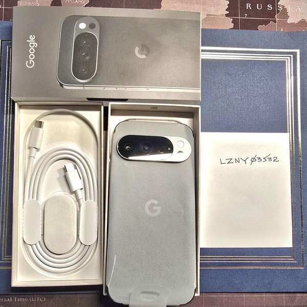 Google Pixel 10 Pro - Unlocked, 128 GB, Obsidian, G4QUR