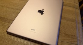 Good
													Apple iPad 8th Gen - Wi-Fi, Gold, 32 GB, A2270, photo 3 of 7