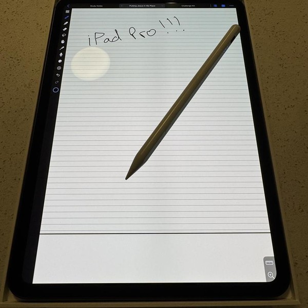 Apple iPad Pro 11 inch (M4) 2024 - Wi-Fi, 256 GB, Black, 8 GB, A2836, Standard Glass