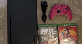 Mint
													Xbox Series X (2020) - Black, 1 TB, standard, photo 1 of 8