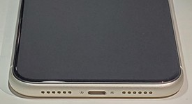 Good
													Apple iPhone 11 - Verizon, White, 64 GB, A2111, photo 4 of 12