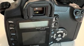 Good
													Canon EOS Rebel XT, photo 3 of 5