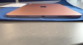 Mint
													Apple iPad Air 4th Gen - Wi-Fi, Rose Gold, 64 GB, A2316, photo 4 of 6