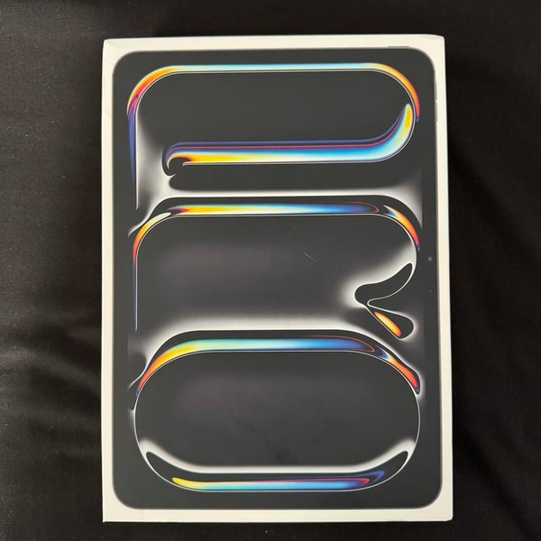 Apple iPad Pro 11 inch (M4) 2024 - Wi-Fi, Black, 256 GB, 8 GB, A2836, Standard Glass