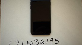 Mint
													Apple iPhone SE 2nd Gen 2020 - Unlocked, Black, 64 GB, A2275, photo 1 of 7