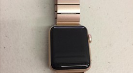 Good
													Apple Watch Series 3 38mm - Unlocked, Gold, A1860, Aluminum, photo 2 of 5