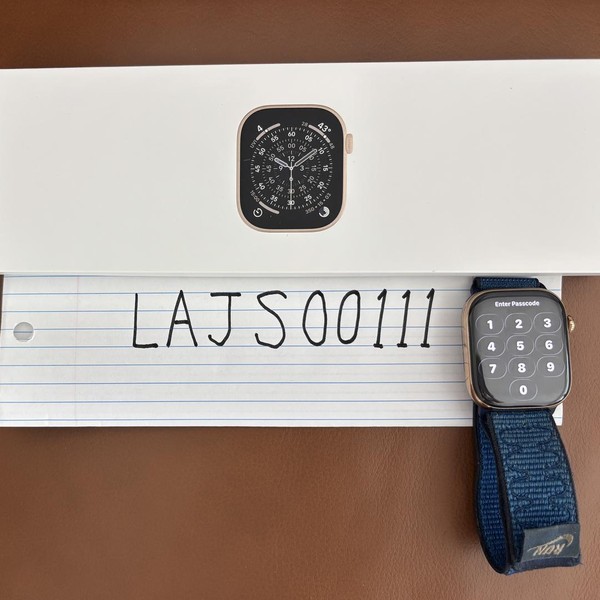 Apple Watch Series 11 46mm - Unlocked, Gold, A3337 - Cellular, Titanium