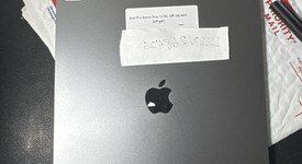 Good
													Apple iPad Pro 12.9" 6th Gen 2022 - Wi-Fi, Gray, 128 GB, photo 3 of 7