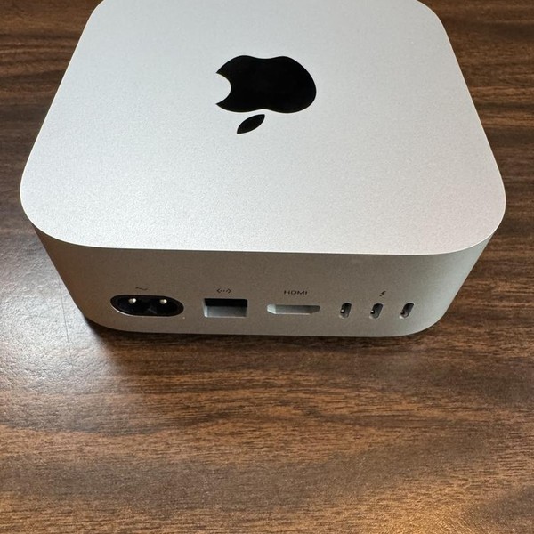 Mac mini 2024 - 256 GB, 16 GB, Apple M4