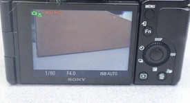 Mint
													Sony ZV-E10 - Black, photo 3 of 11