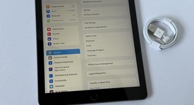 Mint
													Apple iPad 6th Gen - Unlocked, Gray, 32 GB, A1954, photo 1 of 7