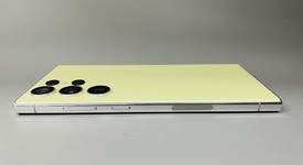 Good
													Samsung Galaxy S23 Ultra - Unlocked, Lime Green, 256 GB, 8 GB, SM-S918U1, photo 5 of 8