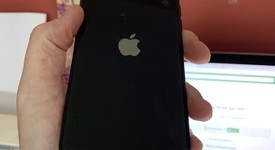 Fair
													Apple iPhone SE 3rd Gen 2022 - Unlocked, Midnight, 64 GB, A2595, photo 2 of 7